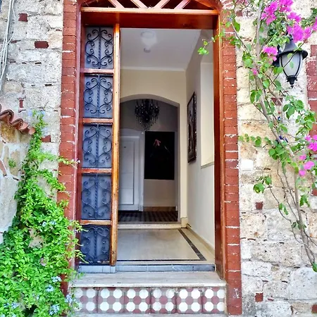 Marco * Antalia
