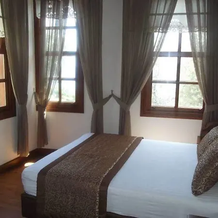Marco Hotel *
